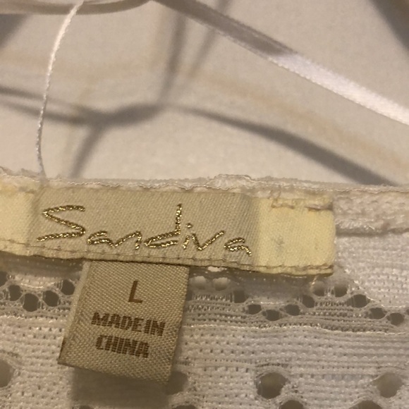 Beach coverup - Picture 3 of 3